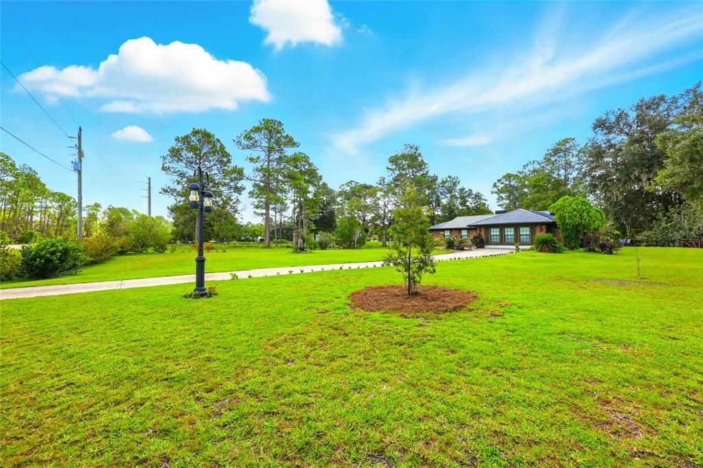 For Sale: $675,000 (3 beds, 2 baths, 2703 Square Feet)