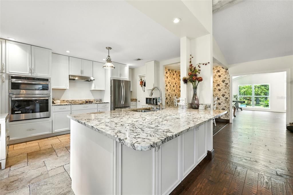 For Sale: $675,000 (3 beds, 2 baths, 2703 Square Feet)