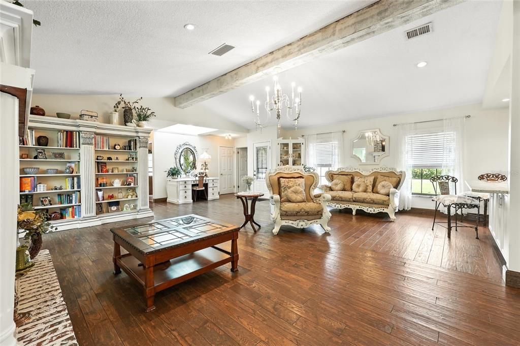 For Sale: $675,000 (3 beds, 2 baths, 2703 Square Feet)