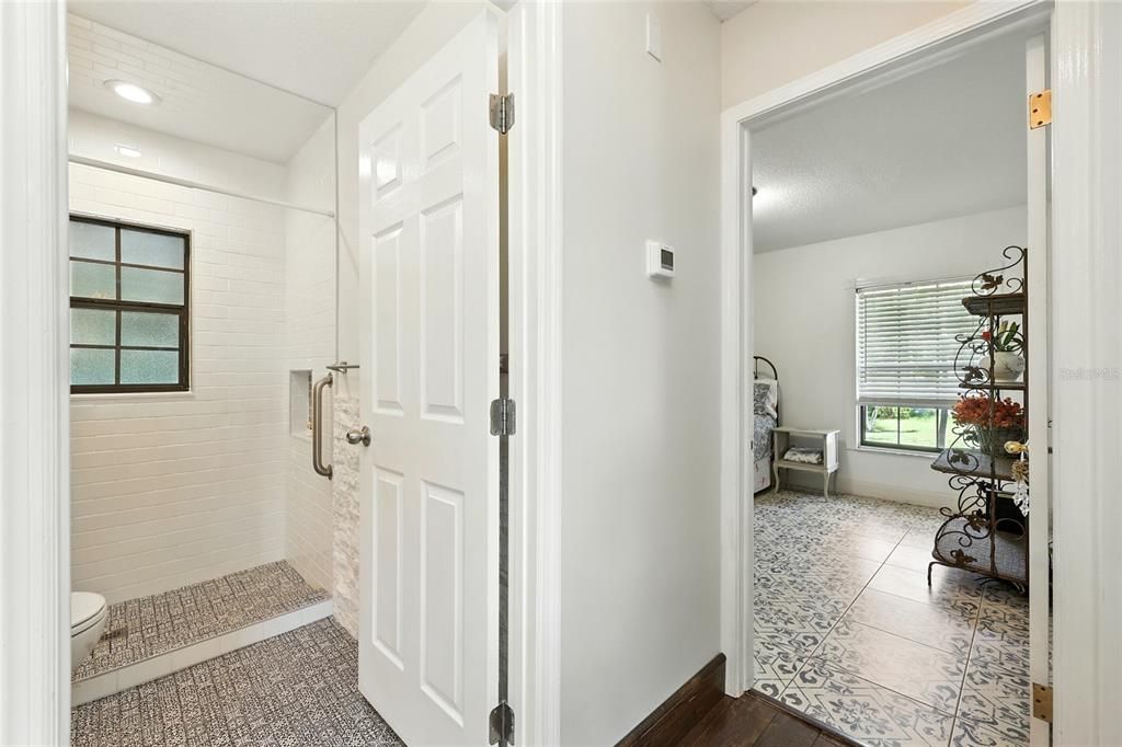 For Sale: $675,000 (3 beds, 2 baths, 2703 Square Feet)