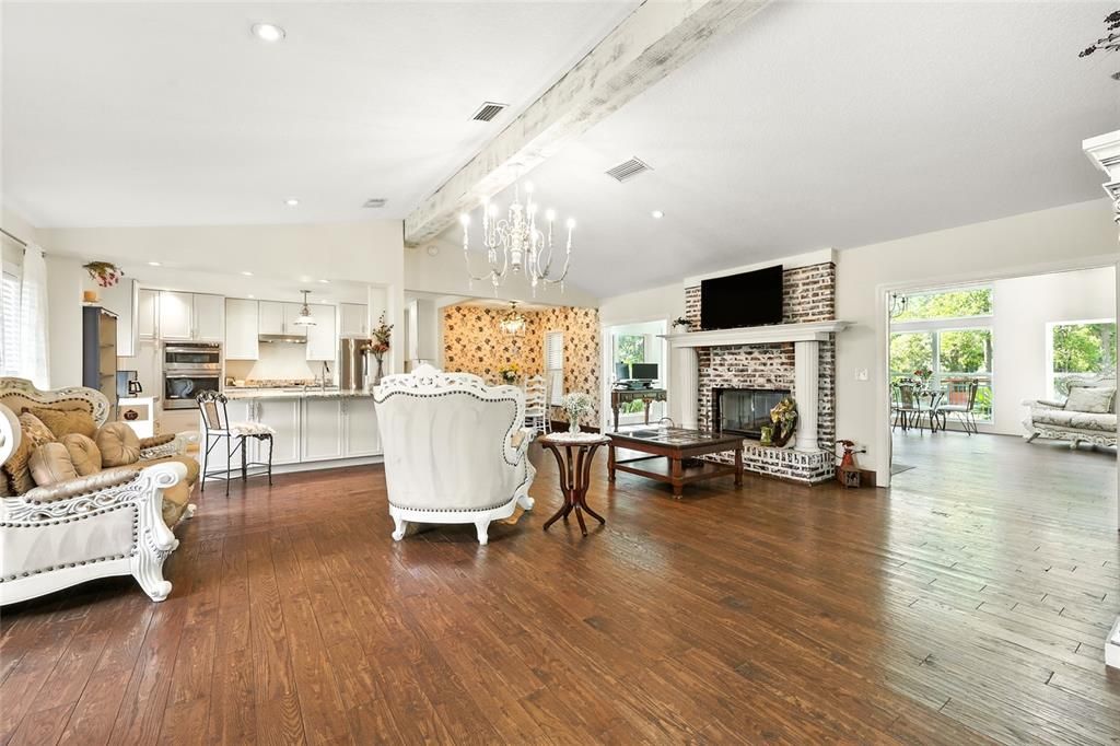 For Sale: $675,000 (3 beds, 2 baths, 2703 Square Feet)