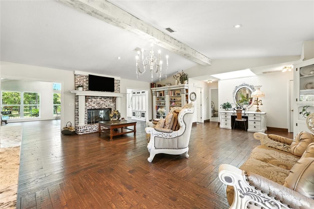 For Sale: $675,000 (3 beds, 2 baths, 2703 Square Feet)