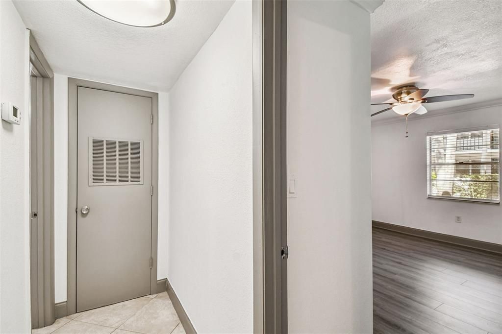 待售: $160,000 (1 贝兹, 1 浴室, 644 平方英尺)