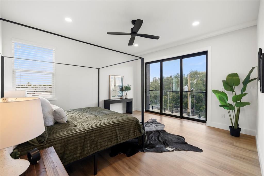 En Renta: $5,990 (4 camas, 4 baños, 2821 Pies cuadrados)