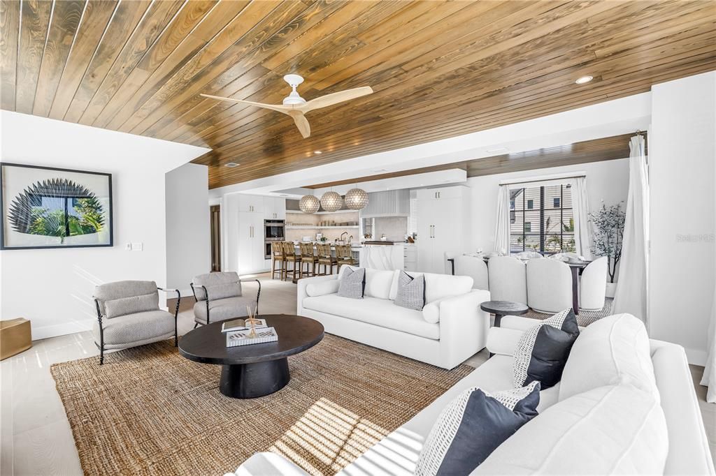 Active With Contract: $5,000,000 (6 beds, 6 baths, 3279 Square Feet)