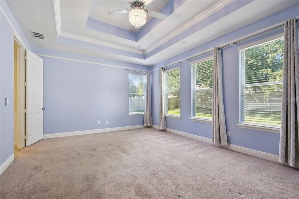 待售: $895,000 (5 贝兹, 3 浴室, 4497 平方英尺)