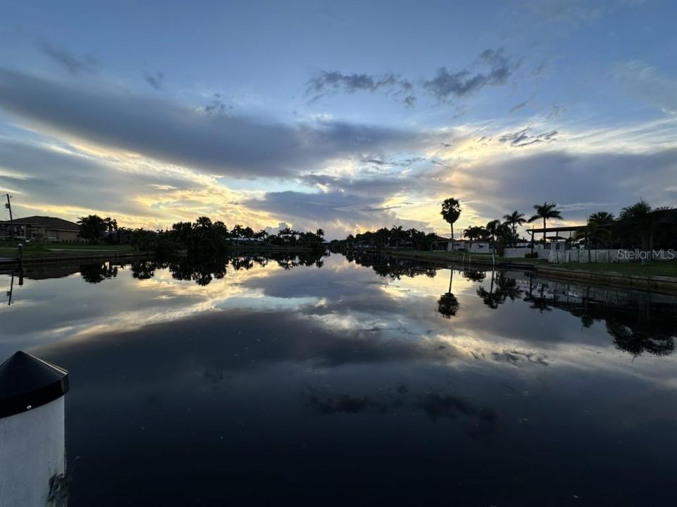 For Sale: $255,000 (2 beds, 2 baths, 1128 Square Feet)