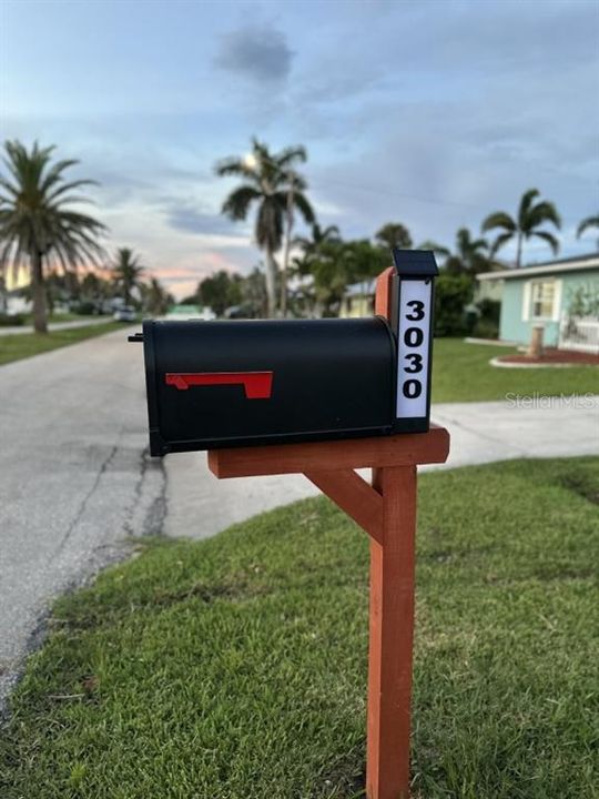 For Sale: $255,000 (2 beds, 2 baths, 1128 Square Feet)