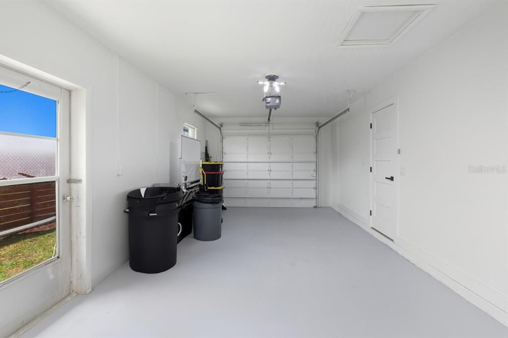 For Sale: $255,000 (2 beds, 2 baths, 1128 Square Feet)