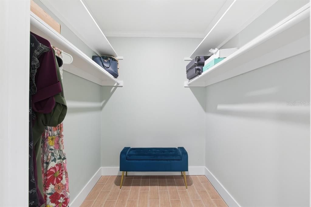 For Sale: $255,000 (2 beds, 2 baths, 1128 Square Feet)