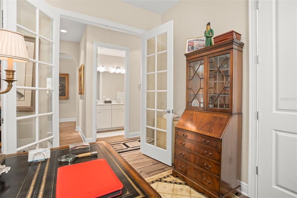 For Sale: $799,000 (4 beds, 4 baths, 3468 Square Feet)