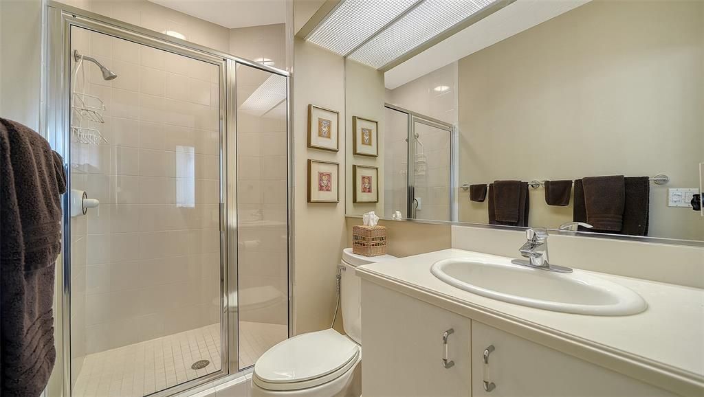 For Sale: $2,100,000 (2 beds, 2 baths, 2274 Square Feet)