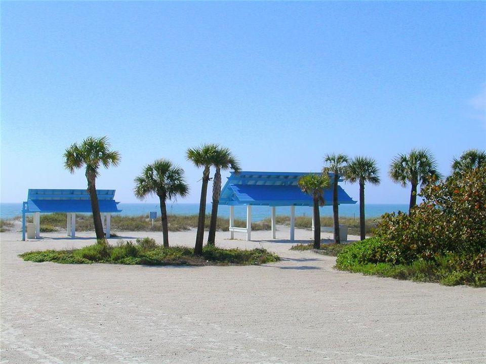 For Sale: $2,100,000 (2 beds, 2 baths, 2274 Square Feet)