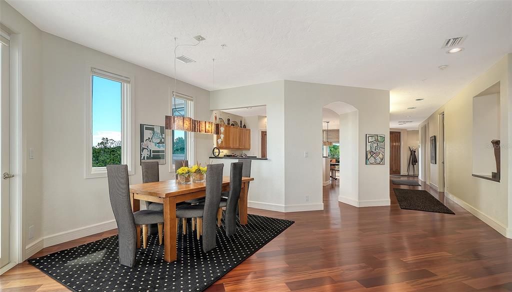 For Sale: $2,100,000 (2 beds, 2 baths, 2274 Square Feet)