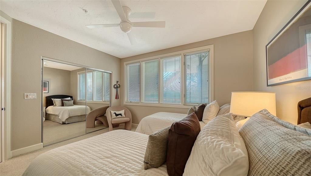 For Sale: $2,100,000 (2 beds, 2 baths, 2274 Square Feet)