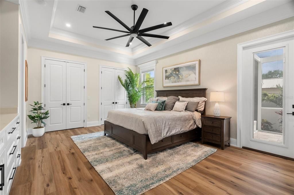 Active With Contract: $1,399,995 (3 beds, 3 baths, 2702 Square Feet)