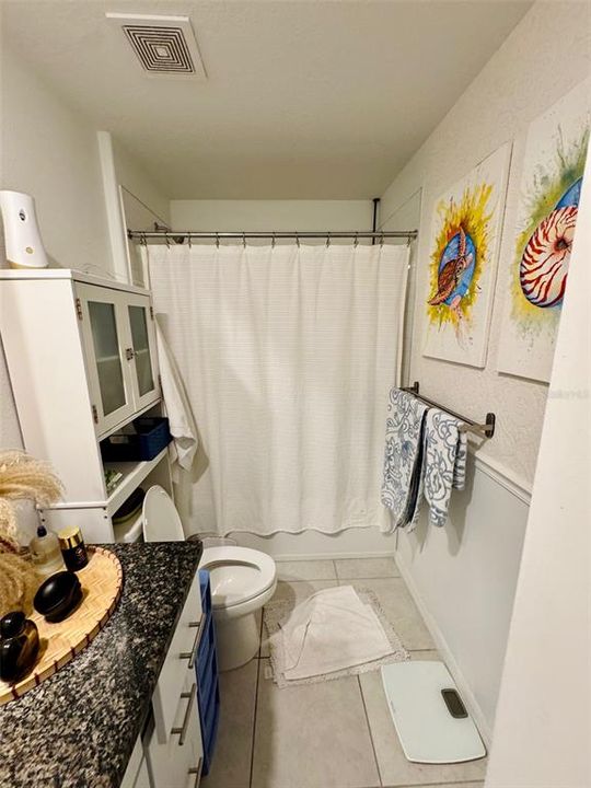 For Sale: $349,900 (4 beds, 2 baths, 1935 Square Feet)