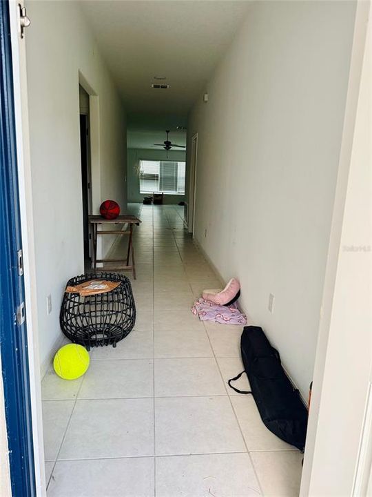 For Sale: $349,900 (4 beds, 2 baths, 1935 Square Feet)