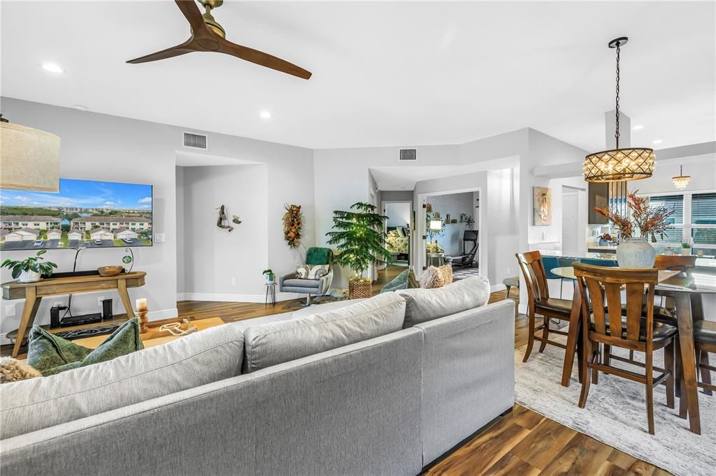 待售: $409,000 (3 贝兹, 2 浴室, 1450 平方英尺)