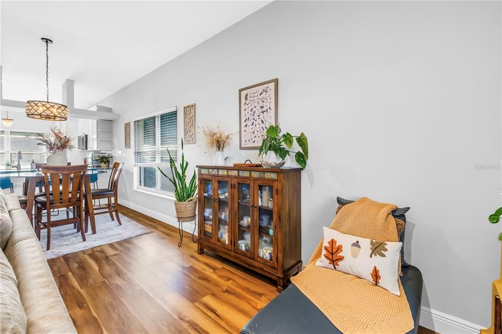 待售: $409,000 (3 贝兹, 2 浴室, 1450 平方英尺)