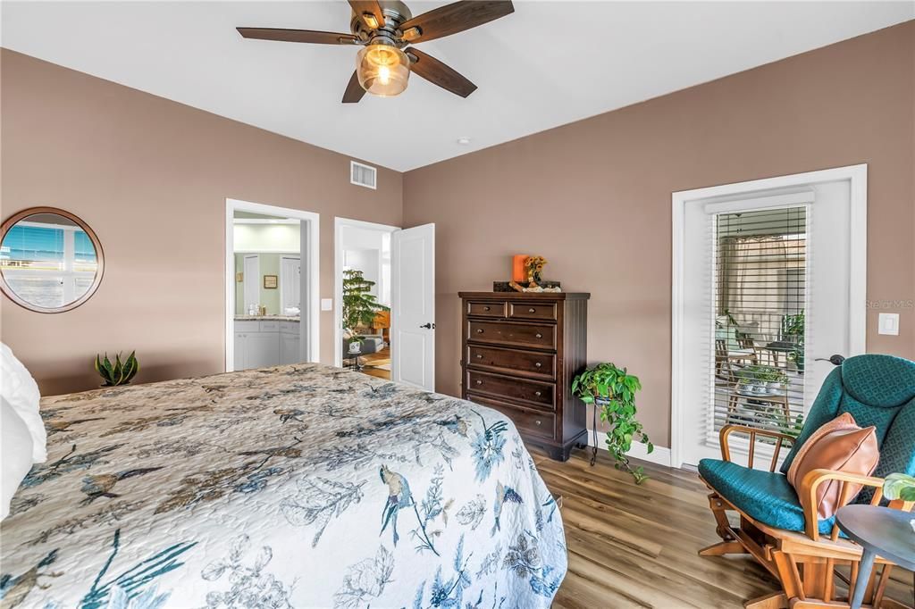 待售: $409,000 (3 贝兹, 2 浴室, 1450 平方英尺)