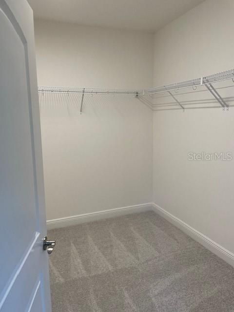 For Rent: $2,400 (3 beds, 2 baths, 1935 Square Feet)