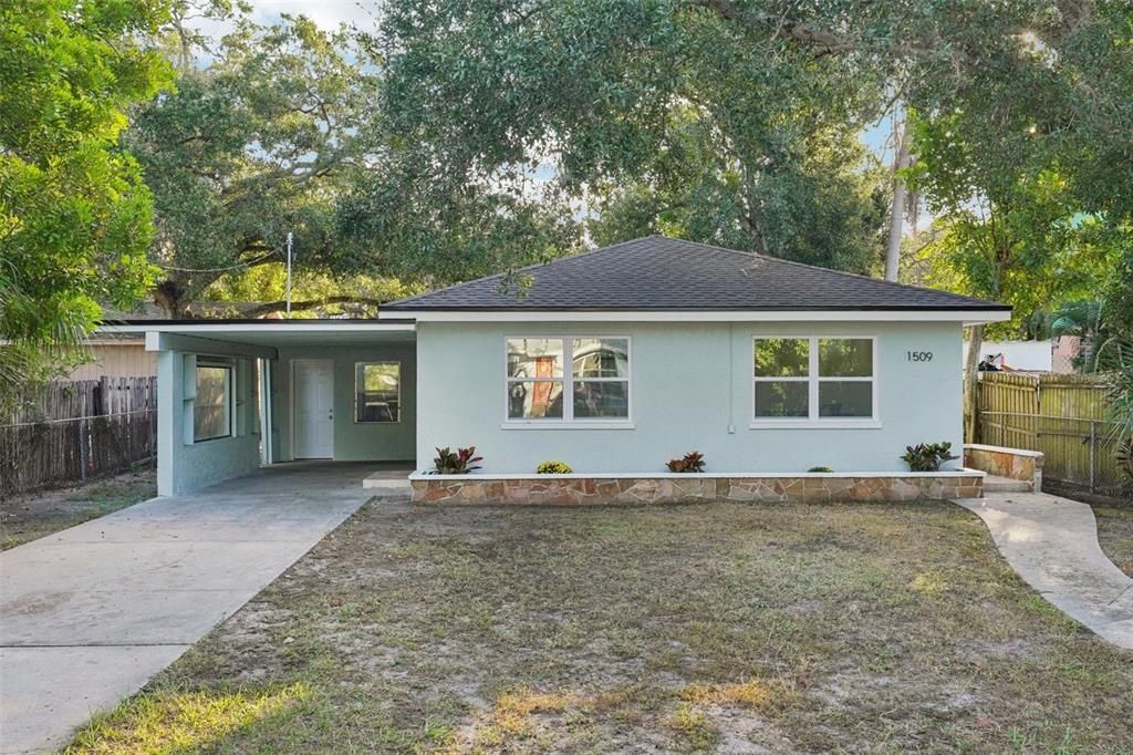 Activo con contrato: $284,900 (3 camas, 1 baños, 920 Pies cuadrados)