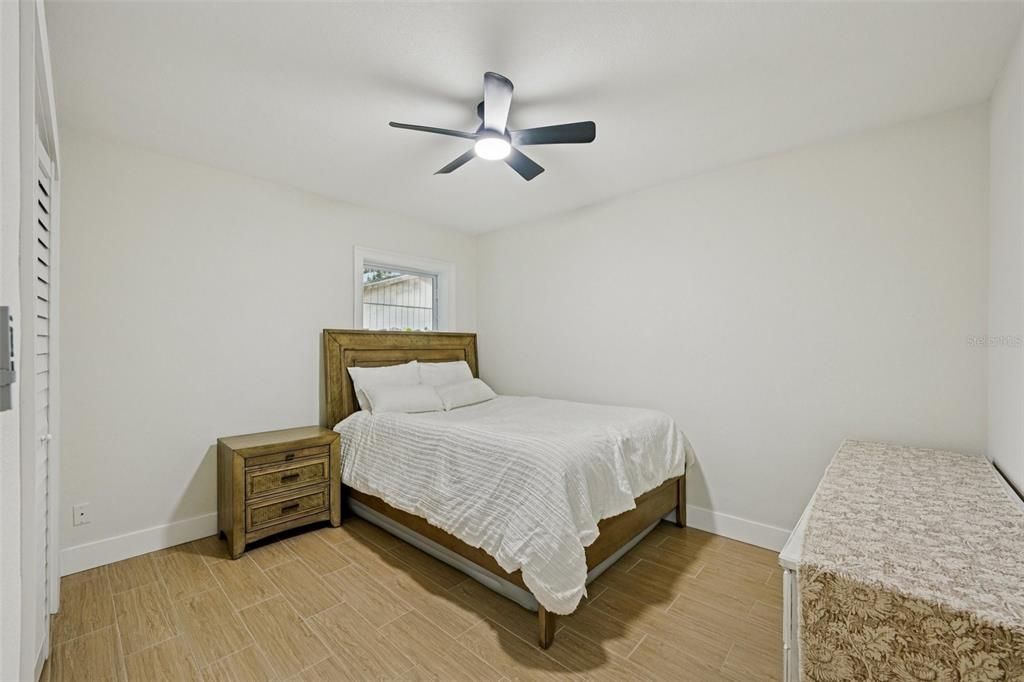 Activo con contrato: $284,900 (3 camas, 1 baños, 920 Pies cuadrados)