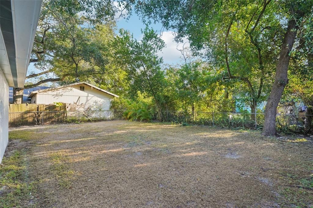 Activo con contrato: $284,900 (3 camas, 1 baños, 920 Pies cuadrados)