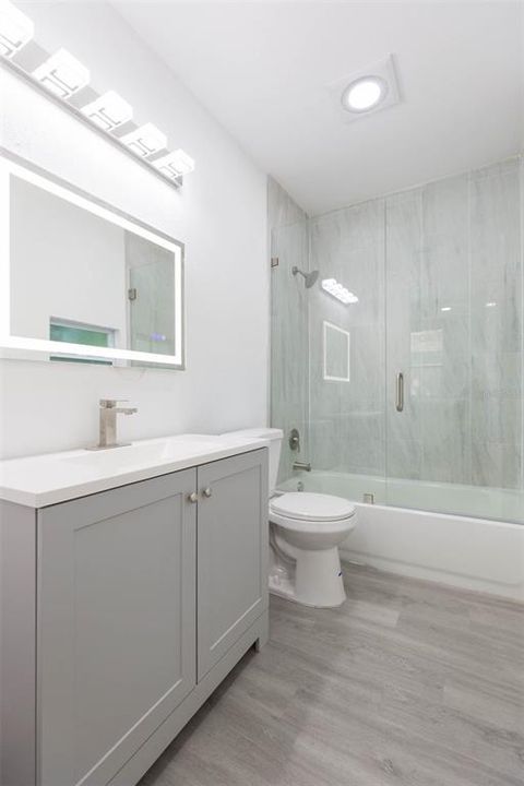 En Venta: $254,900 (3 camas, 2 baños, 840 Pies cuadrados)