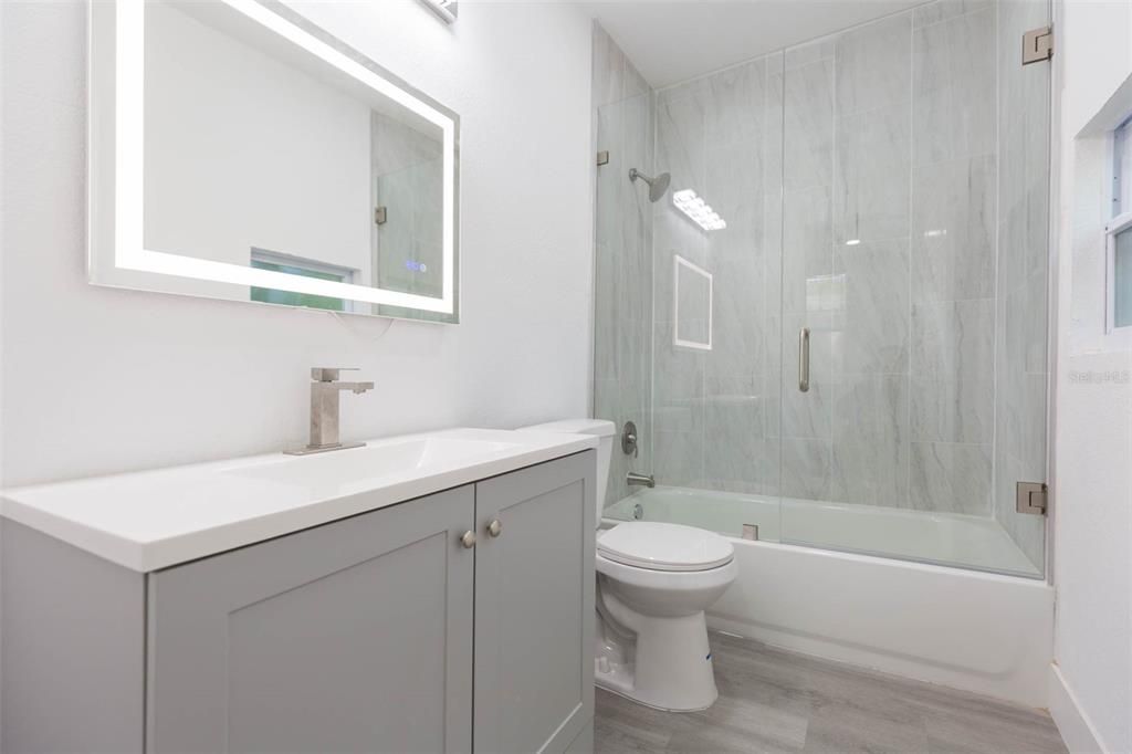 En Venta: $254,900 (3 camas, 2 baños, 840 Pies cuadrados)