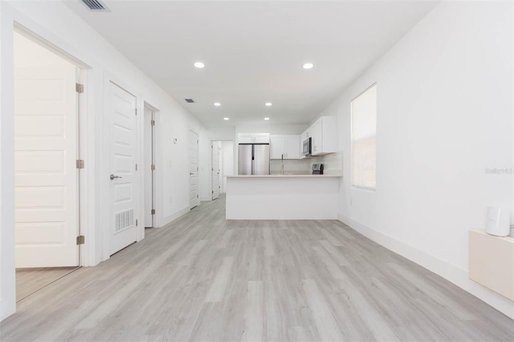 En Venta: $254,900 (3 camas, 2 baños, 840 Pies cuadrados)