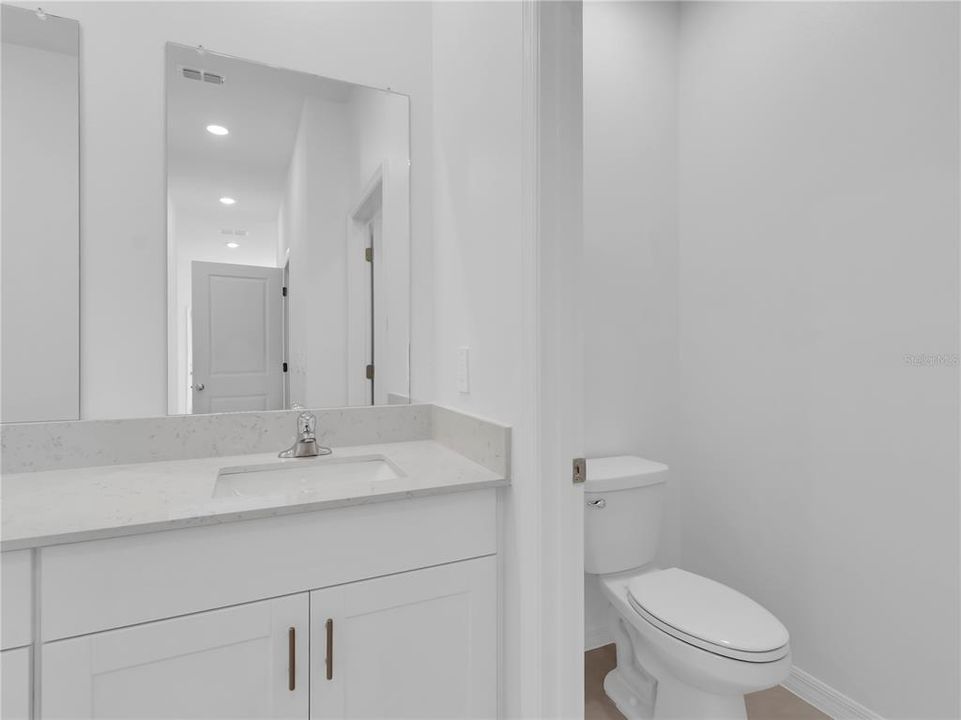 出租: $2,400 (4 贝兹, 2 浴室, 2251 平方英尺)