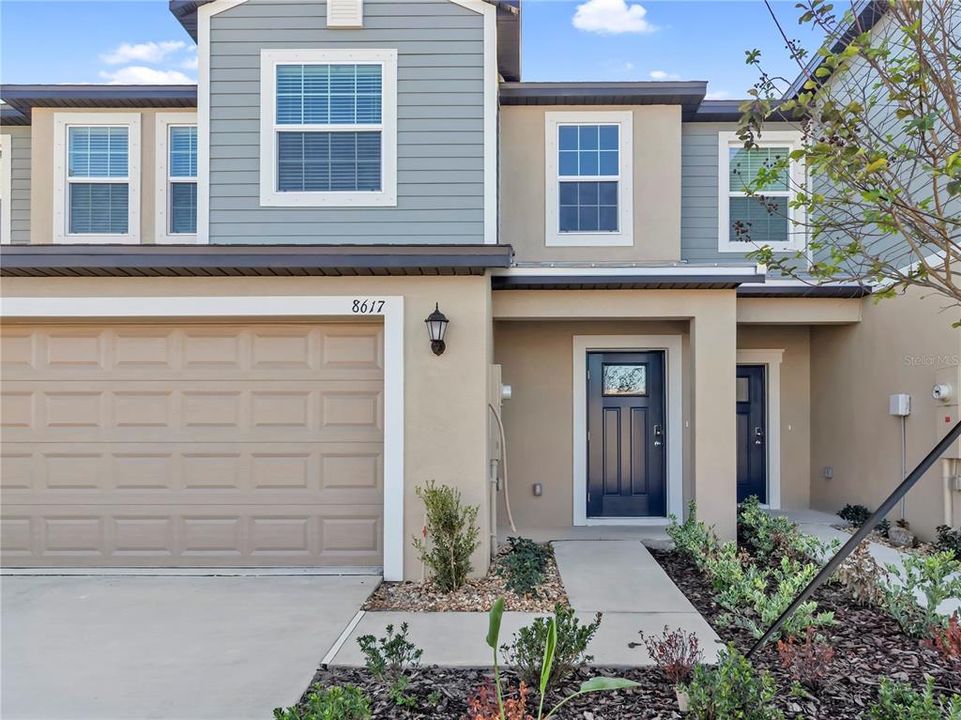 出租: $2,400 (4 贝兹, 2 浴室, 2251 平方英尺)