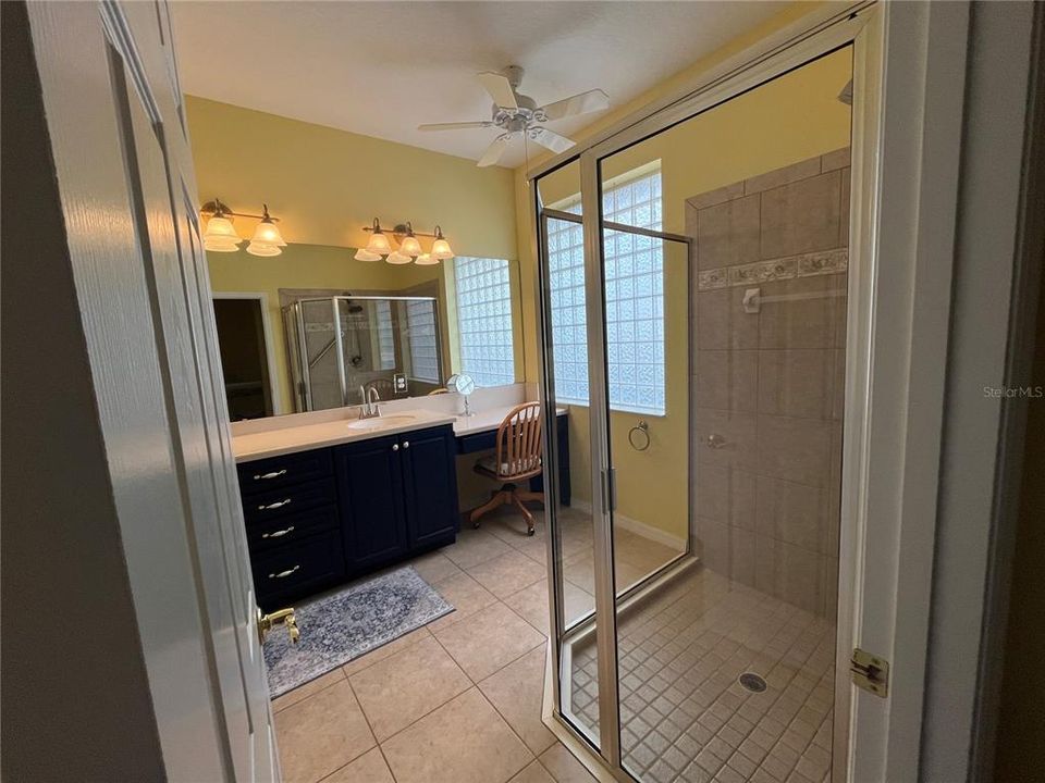 На продажу: $420,000 (2 спален, 2 ванн, 2076 Квадратных фут)