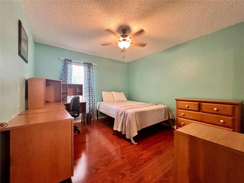 For Rent: $2,000 (3 beds, 2 baths, 1543 Square Feet)
