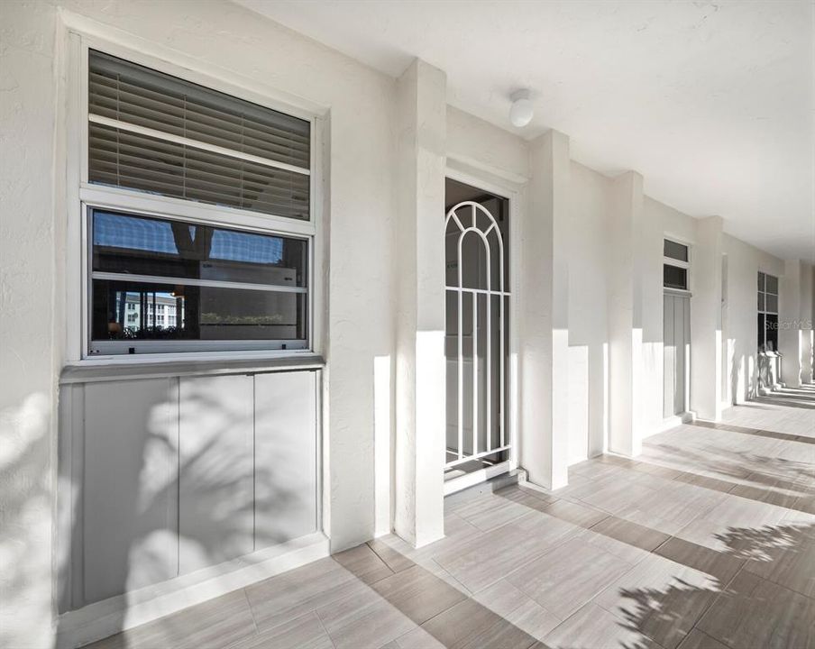 En Venta: $354,900 (1 camas, 1 baños, 747 Pies cuadrados)