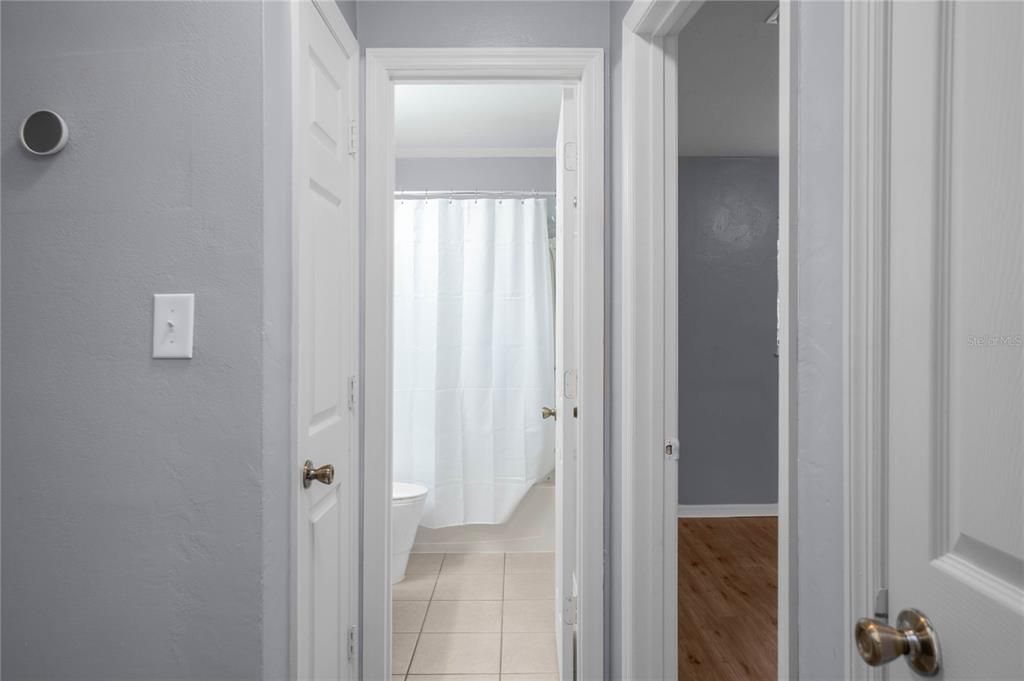 Activo con contrato: $214,900 (3 camas, 2 baños, 1468 Pies cuadrados)