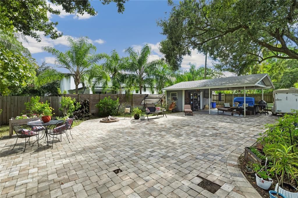 На продажу: $599,000 (3 спален, 2 ванн, 2143 Квадратных фут)