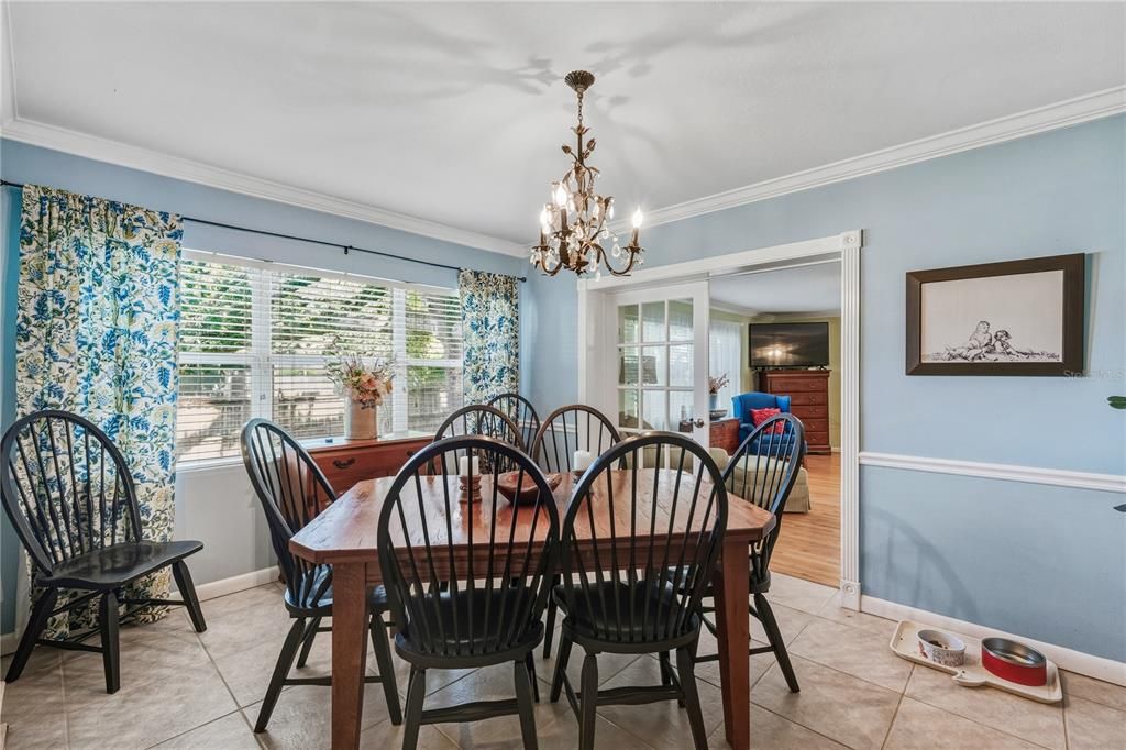 На продажу: $599,000 (3 спален, 2 ванн, 2143 Квадратных фут)