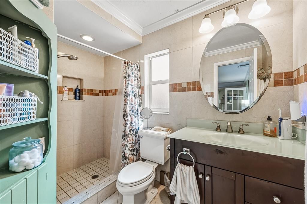 На продажу: $599,000 (3 спален, 2 ванн, 2143 Квадратных фут)