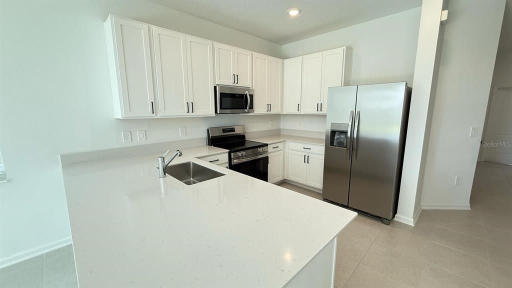 For Rent: $1,890 (3 beds, 2 baths, 1854 Square Feet)