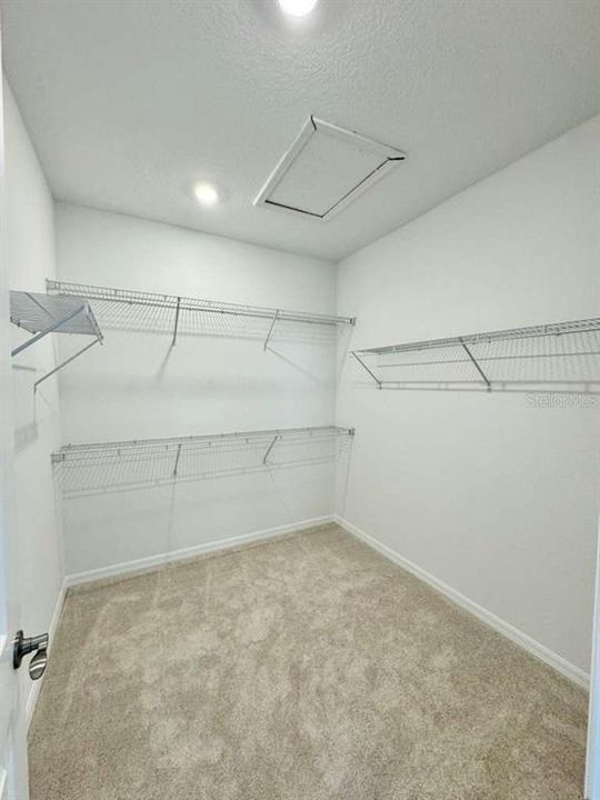 For Rent: $6,500 (5 beds, 5 baths, 4546 Square Feet)