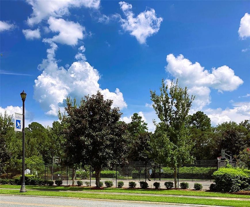 For Sale: $369,150 (4 beds, 2 baths, 1711 Square Feet)