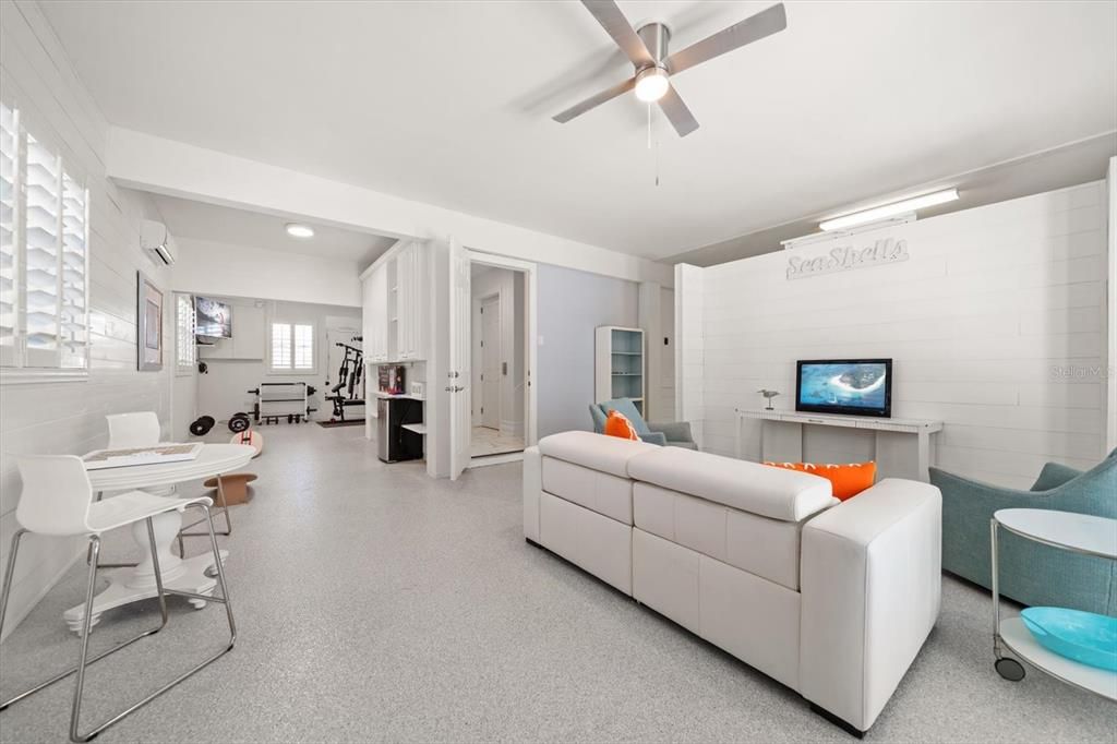 待售: $1,594,000 (3 贝兹, 2 浴室, 1917 平方英尺)