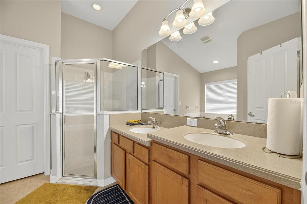 На продажу: $425,000 (4 спален, 2 ванн, 1965 Квадратных фут)