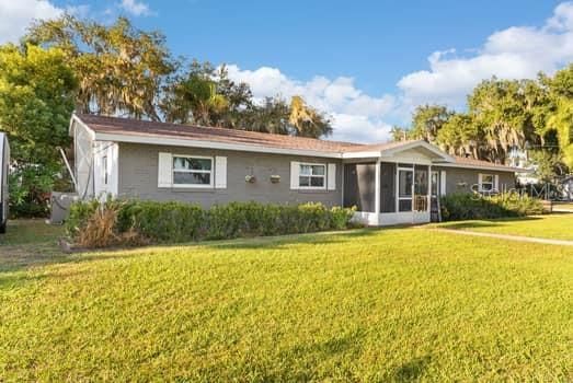 Active With Contract: $348,000 (3 beds, 2 baths, 2029 Square Feet)