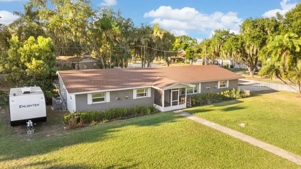 Active With Contract: $348,000 (3 beds, 2 baths, 2029 Square Feet)
