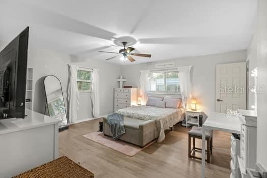 Active With Contract: $348,000 (3 beds, 2 baths, 2029 Square Feet)