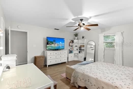 Active With Contract: $348,000 (3 beds, 2 baths, 2029 Square Feet)